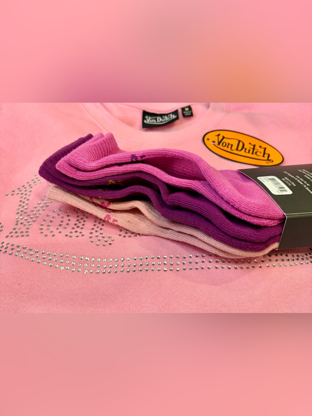 NWT VON DUTCH Women's Pink Rhinestone Logo Sweatshirt & 3 Von Dutch Socks - Picture 3 of 12
